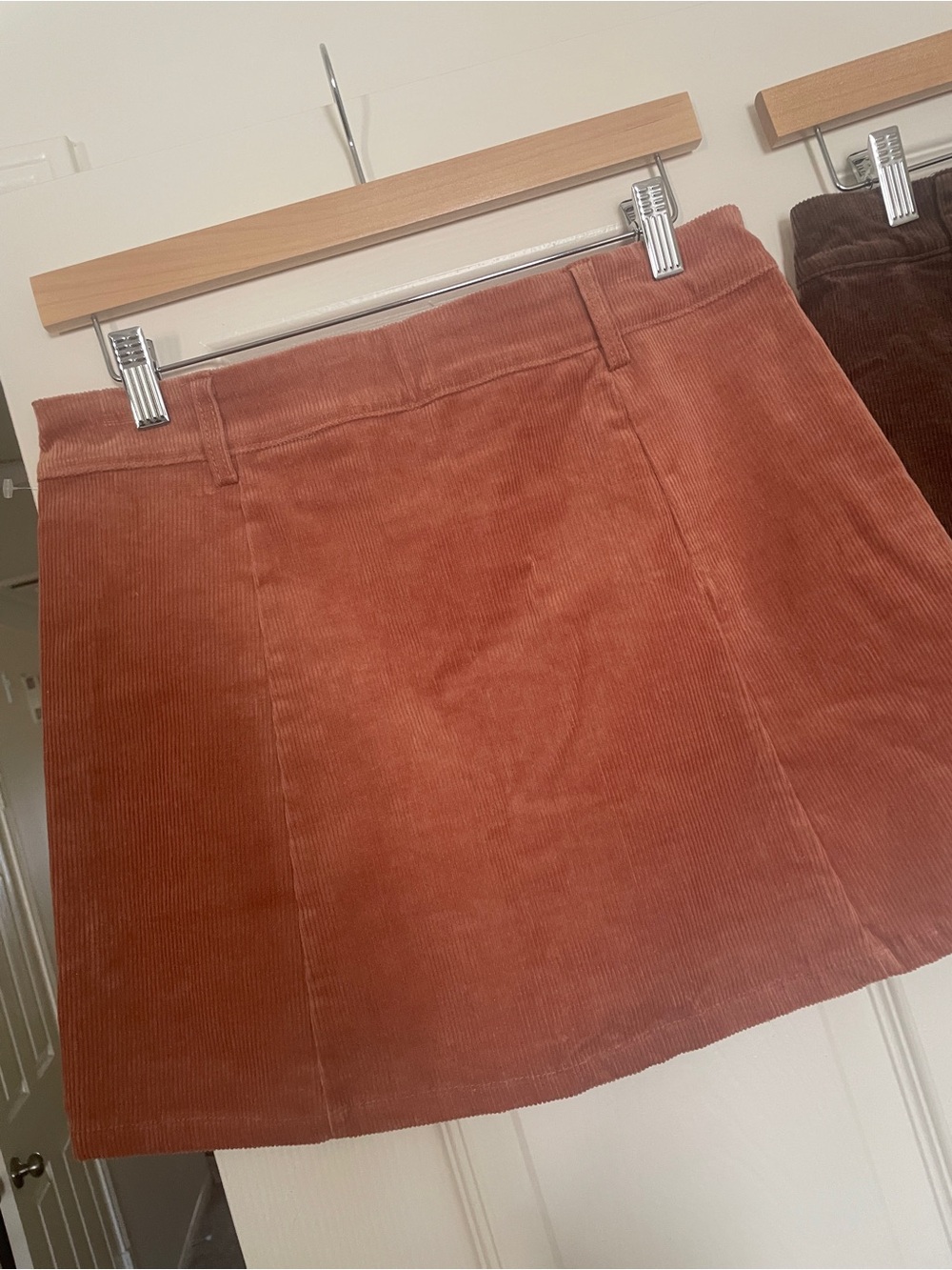 🤎 Altar’d State Corduroy Front-Zip Mini Skirts - Rust and Chocolate 🤎 - Picture 8 of 12